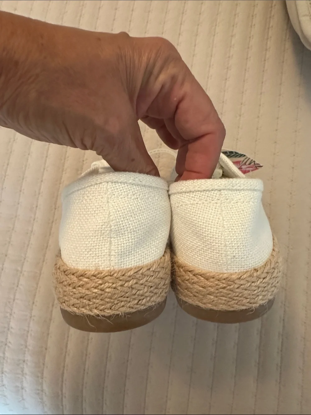 NWT Tommy Bahama Galana White Espadrille Platform Sneaker 8M